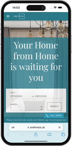 iPhone 15 Pro welches die Webseite von One Five Six Apartments zeigt.